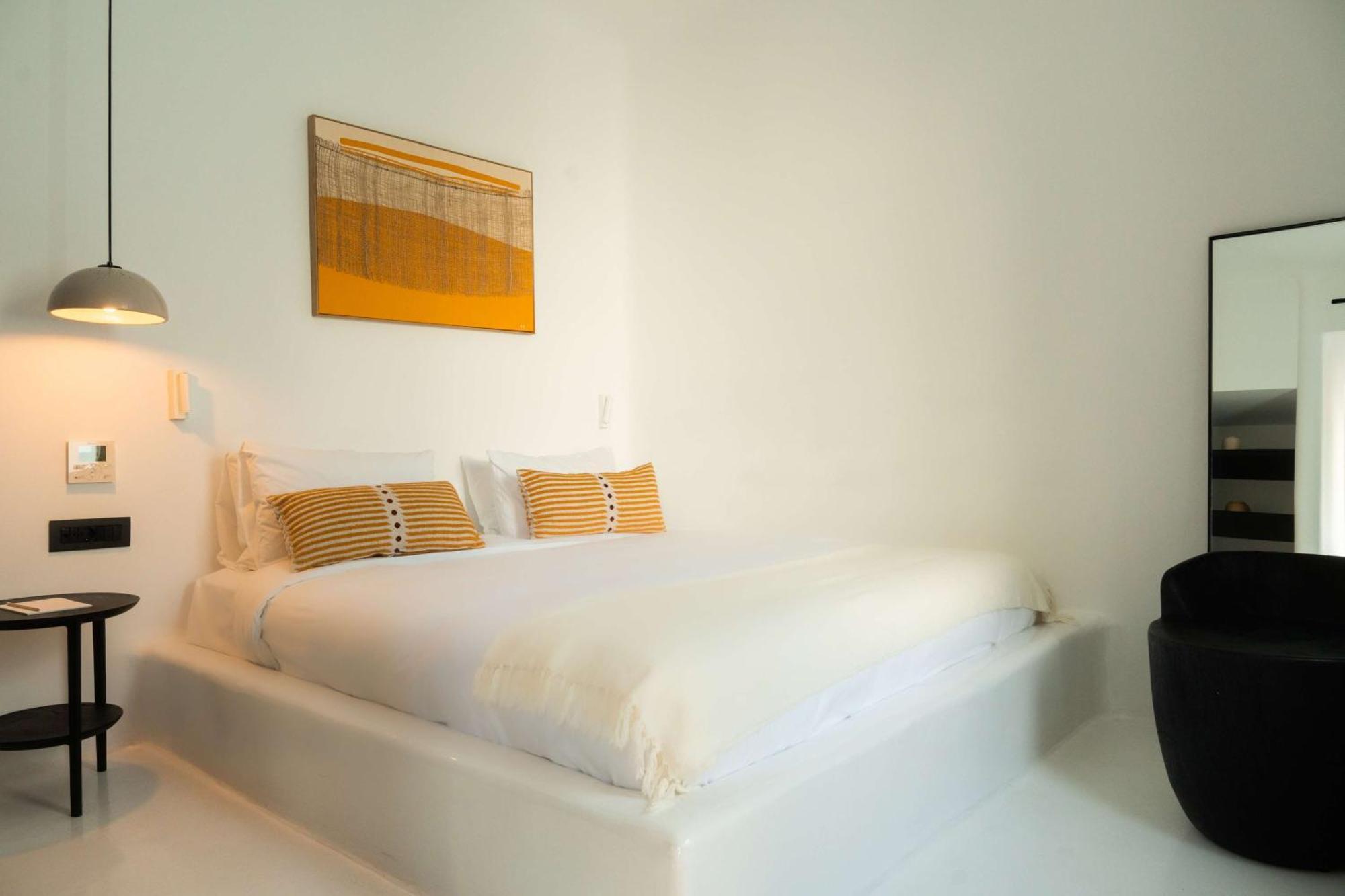 Nobu Hotel Santorini (Adults Only) Имеровигли Экстерьер фото