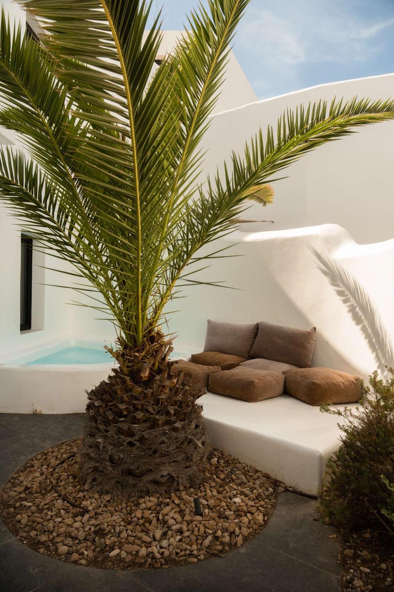 Nobu Hotel Santorini (Adults Only) Имеровигли Экстерьер фото